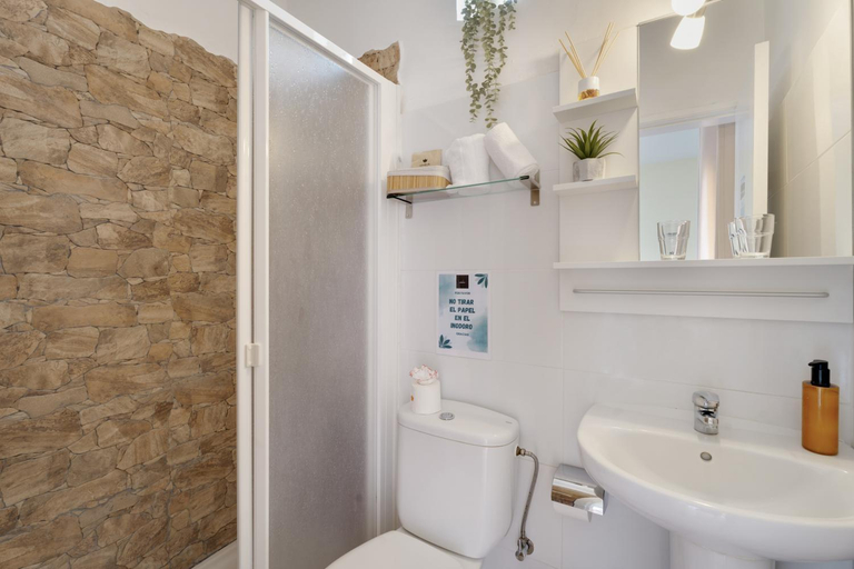 Bathroom 2, Loft Pension Candelaria, Santa Cruz de Tenerife