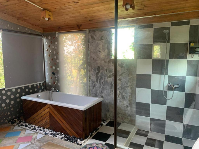 Bathroom 4, Rai Kidteung Resort, Wang Num Khiaw