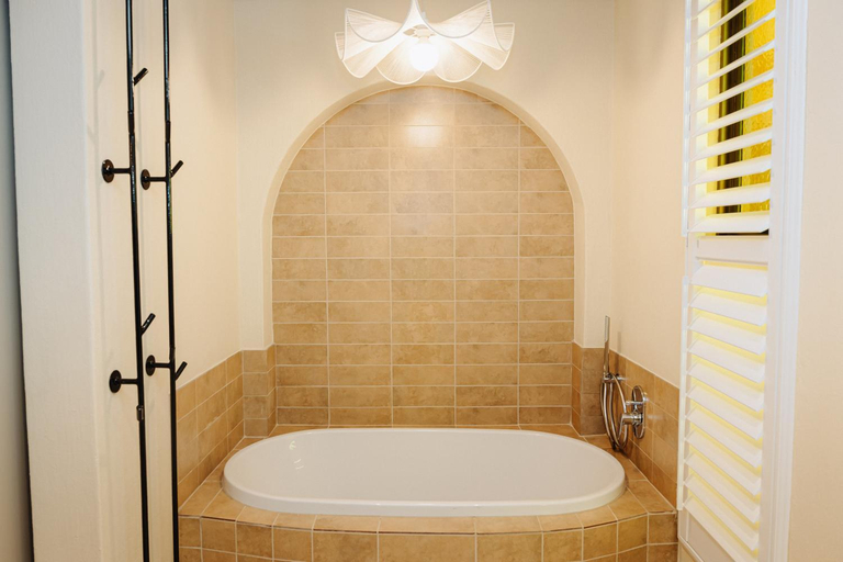 Bathroom 5, Bona Bona Game Lodge and Spa, Dr Kenneth Kaunda