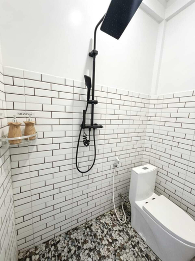 Bathroom 4, Suwehan Rey Cliff House, Klungkung