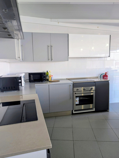 Private kitchen 2, Adeje Nest Hostel, Santa Cruz de Tenerife