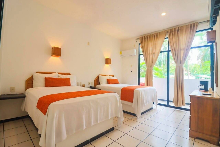 Bedroom 3, Hotel Surf Olas Altas, Dist. Pochutla