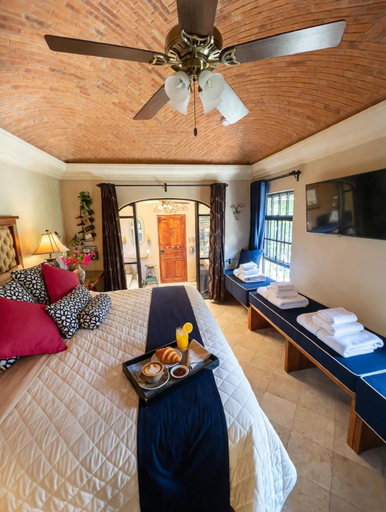 Bedroom 3, Casa Grande Luxury Boutique Hotel, Allende