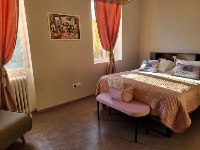 Bedroom 3, Auberge La Tete En L'Air, Bas-Rhin