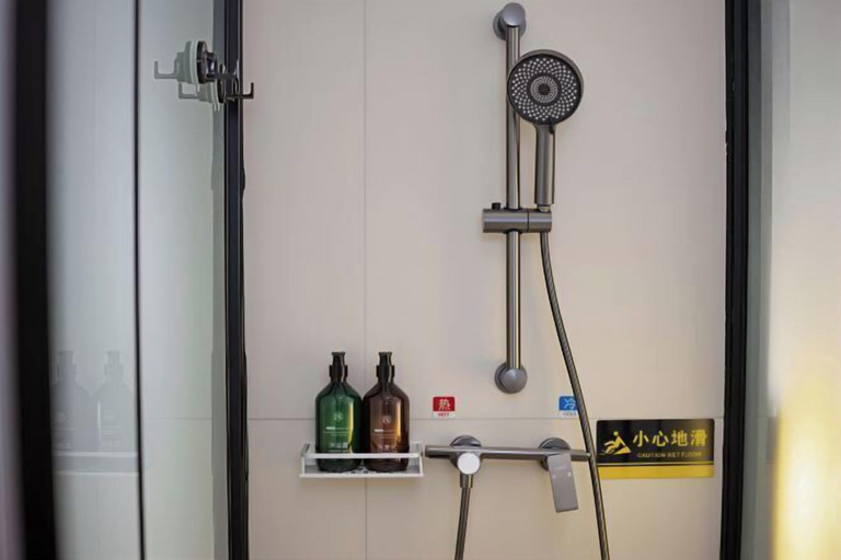 Bathroom 3, Huatian Business Hotel, Shenzhen