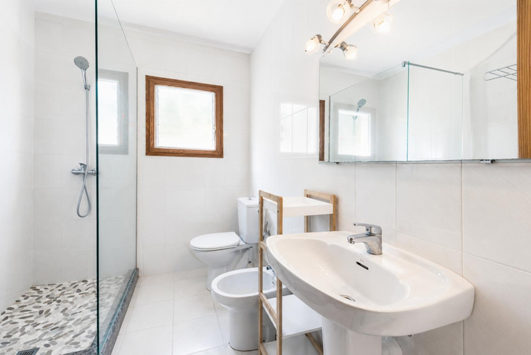 Bathroom 4, Villa Binimelis, Baleares