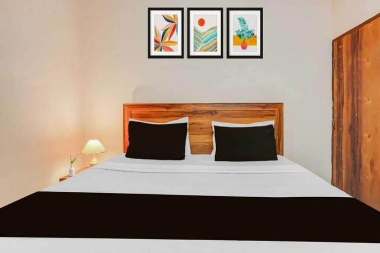 Room 5, Classic Mehar Sunflower, Sahibzada Ajit Singh Nagar