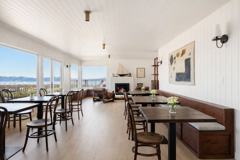 Food & Drinks 4, The Herondale Hotel, Clatsop