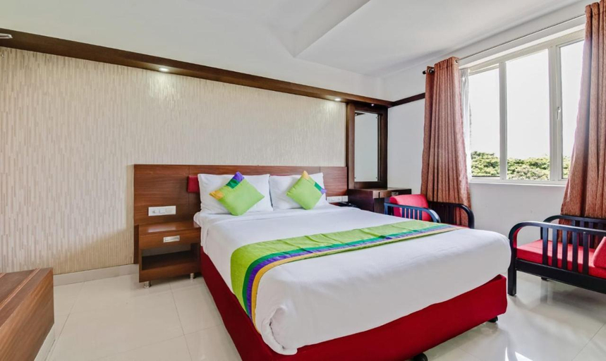 Bedroom 2, Amala's Residency, Thiruvananthapuram