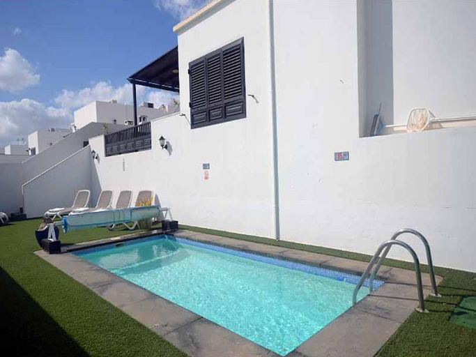 Sport & Beauty 4, Awesome Puerto del Carmen Villa 3 Bedrooms Villa Tacataca Pool Table, Las Palmas