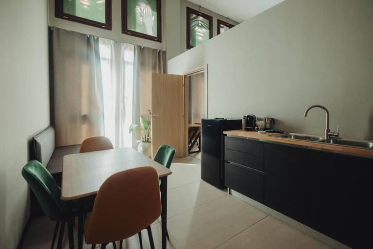 Interior 4, oltre exclusive, Palermo