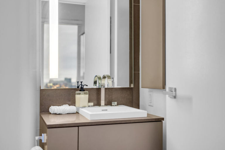 Bathroom 4, The Velaire Toronto, Toronto