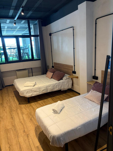 Bedroom 3, Albergue HR, Lugo