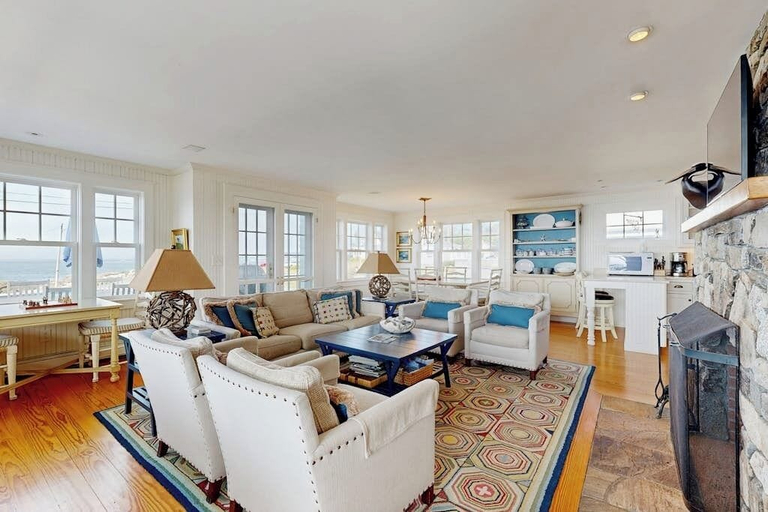 Interior, Oceanfront Home Incredible Ocean Views, Deck & Location, Lincoln
