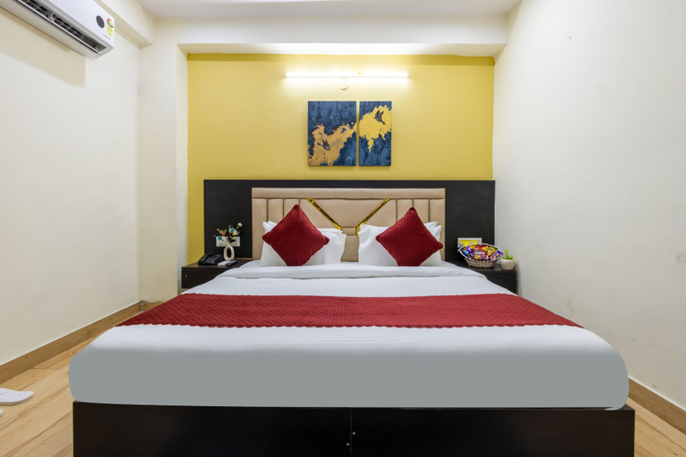 Room 4, The Vanta Luxe, Delhi