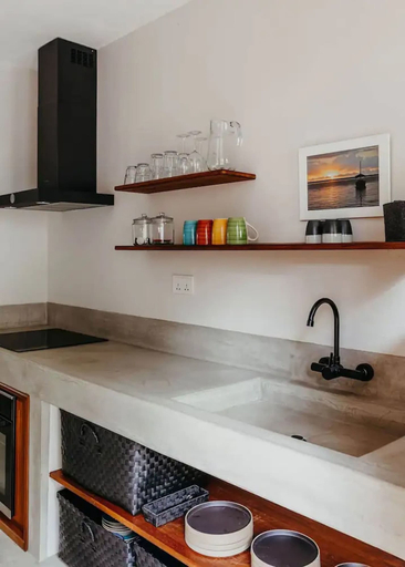 Private kitchen 2, Boutik Retreats, Black River