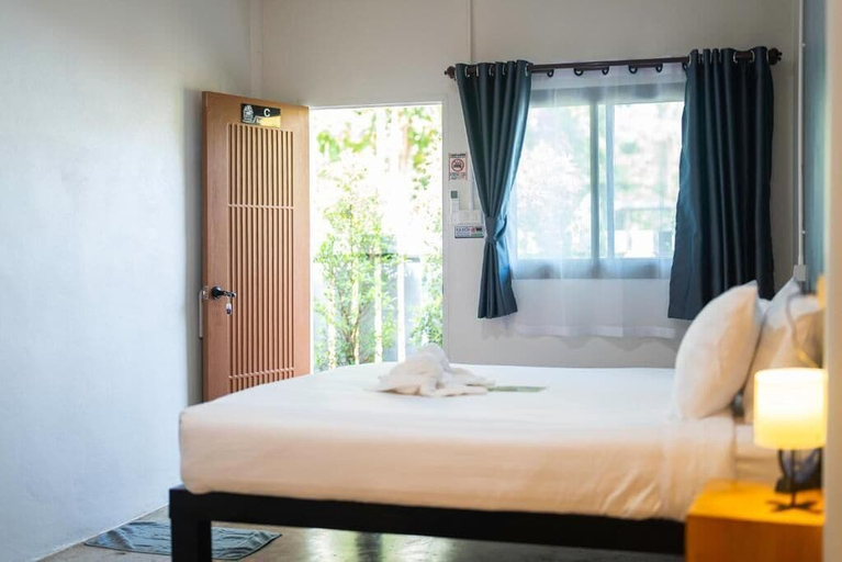Room 5, Fix25House Koh Kood, K. Ko Kut