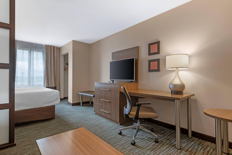 Bedroom 3, Comfort Inn & Suites Airport North, Division No. 6
