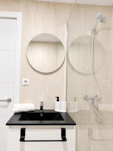 Bathroom 3, Costa del Sol FreshApartments, Málaga
