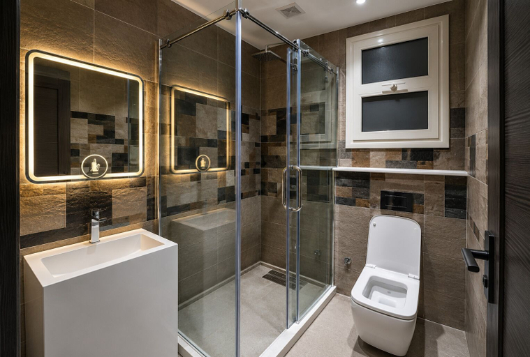 Bathroom 4, Grand Pyramids Hotel, Al-Ahram