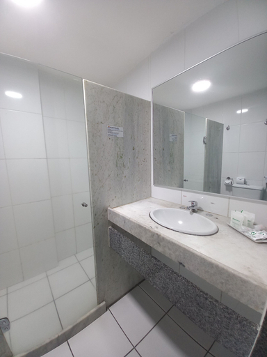 Bathroom 5, Hotel Nacional Inn Aeroporto Recife, Recife