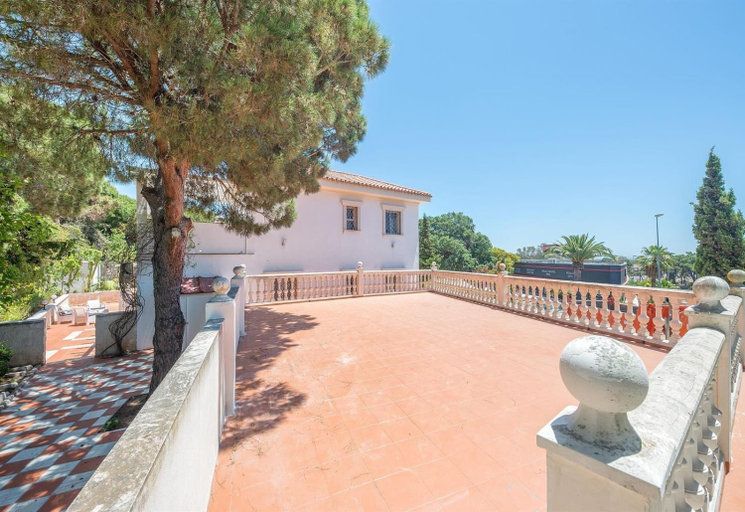 Others 4, Villa Domus Vesta, Málaga