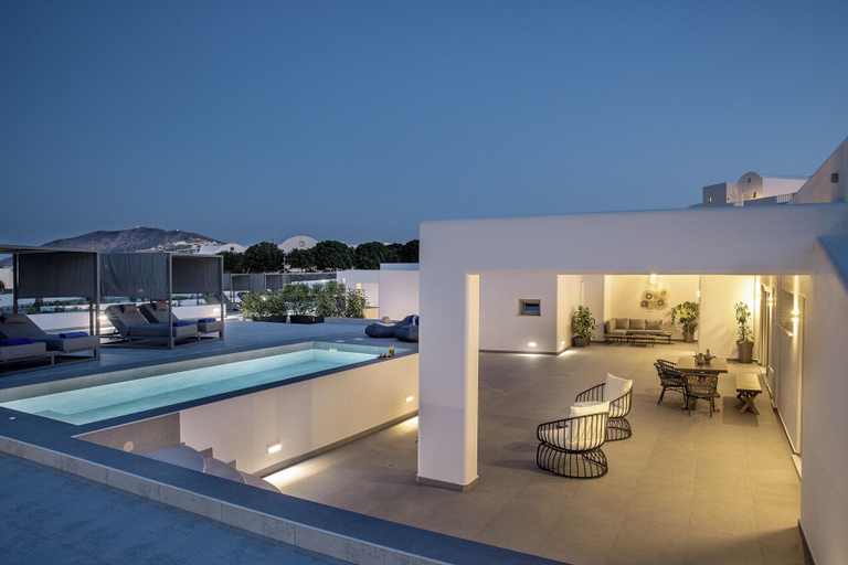 Outdoor dining 3, Trinity Secret Villas, South Aegean