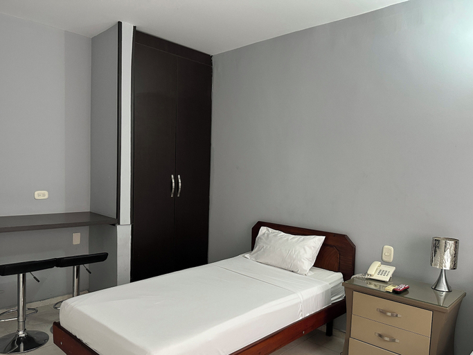 Bedroom 2, Hotel Roosevelt Plaza, Santiago de Cali