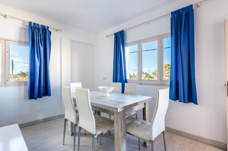 Others 4, Apartamento los Hermanos, Baleares