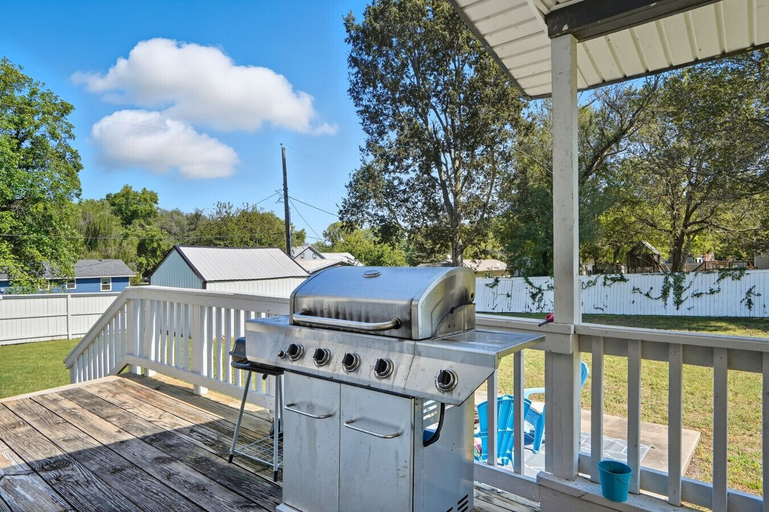 Interior 3, Renovated 6BR Near Grand Lake Fire Pit & Games, Delaware