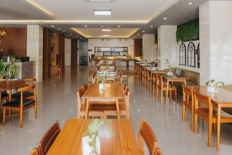 Food & Drinks 4, M&M  Hotel , Vangvieng