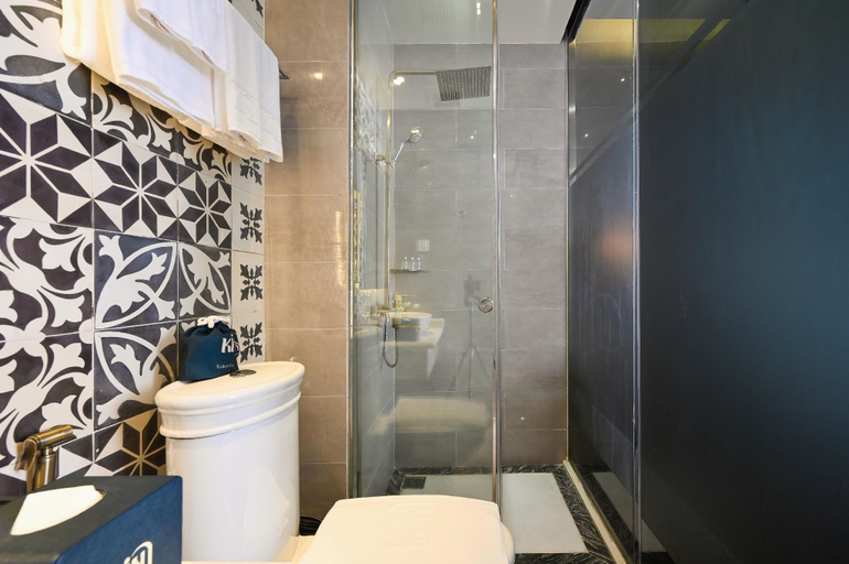 Bathroom, GreenTree Saigon Dong Du Hotel, District 1