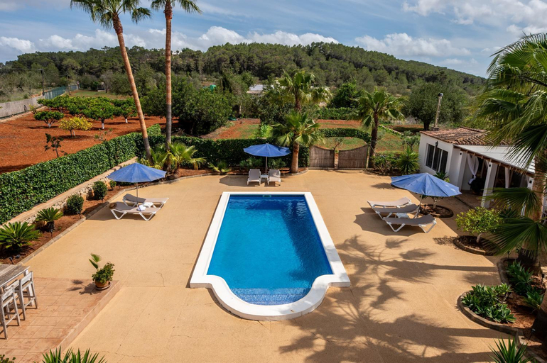 Others 5, Villa Can Andreuet de Baix, Baleares