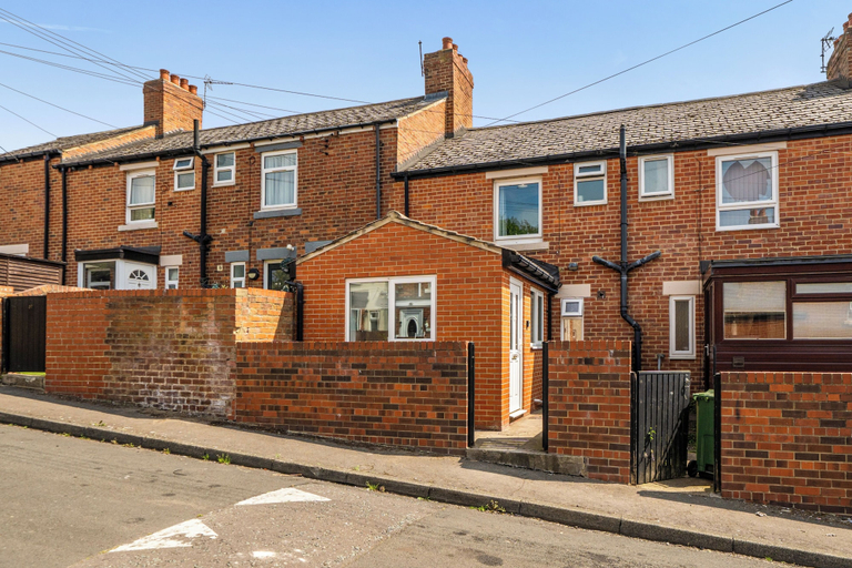 Exterior 4, 2 Bed House - Sleeps 4 - Garden - Parking - Wifi, Durham