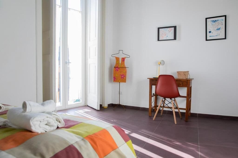 Bedroom 2, CasaMaGà, Napoli