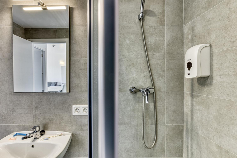 Bathroom 2, Giuliano Superior 4 personas, Girona