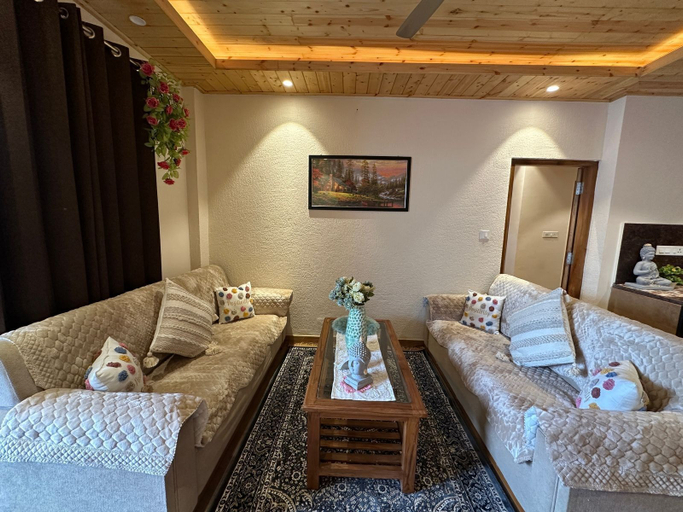Living area 4, The Sunrise Nook, Dehradun