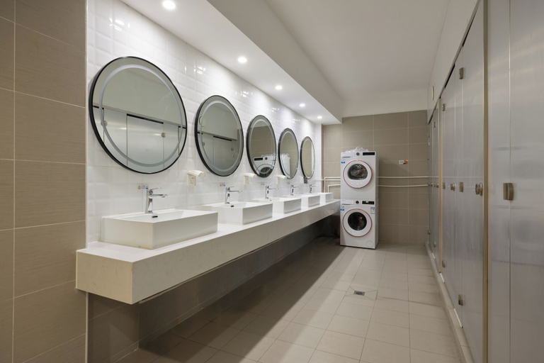 Public bath 2, Xiaobai Youth Hotel, Beijing