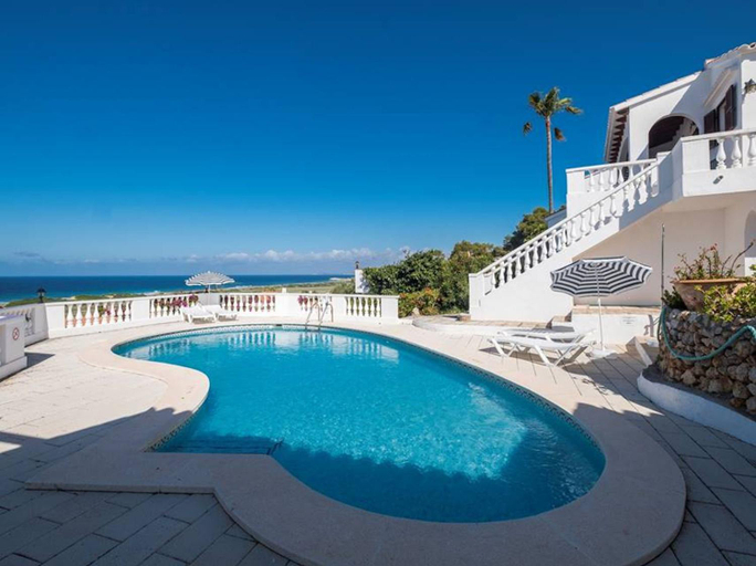 Sport & Beauty 4, Great Son Bou Villa Casa Lucia 3 Bedroom Family Villa Large Spacious Pool, Baleares