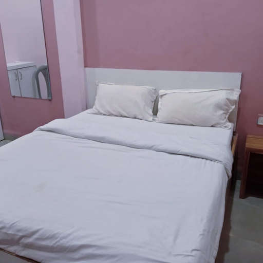 4, Hotel Paradise Blu, Indore