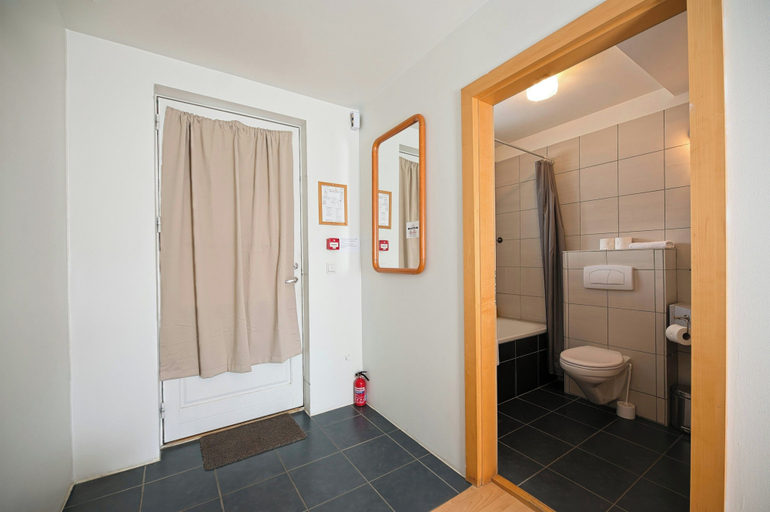 Bathroom 5, Hotel Laxnes, Mosfellsbær