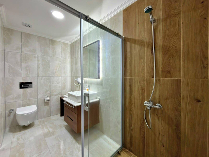 Bathroom 3, ALTAMARE HOTEL, Kuşadası