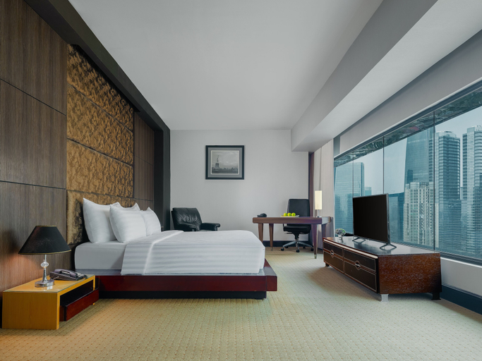 bedroom 12