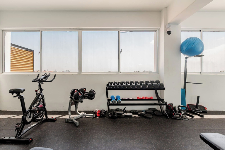 Fitness studio, Modern 2BR Apartment Near Agora Mall, Distrito Nacional