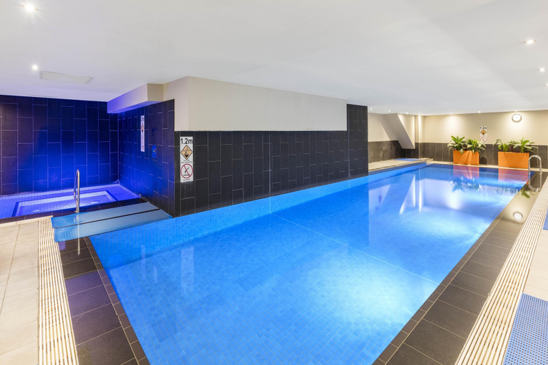 Sport & Beauty 3, Oaks Melbourne on Market Hotel, Melbourne