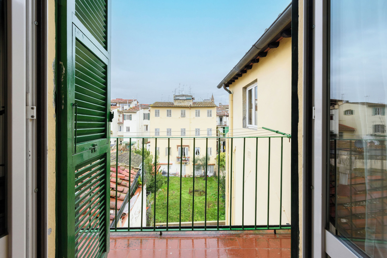 Others 4, Lovely Campuccio by Mmega, Florence