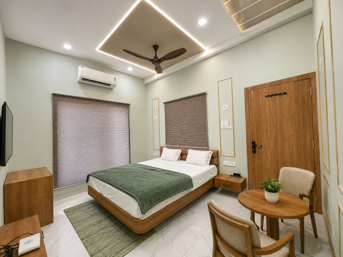Room 4, Hotel GR UJJAIN, Ujjain