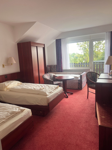 Bedroom 4, Hotel Seeblick Garni, Lüchow-Dannenberg