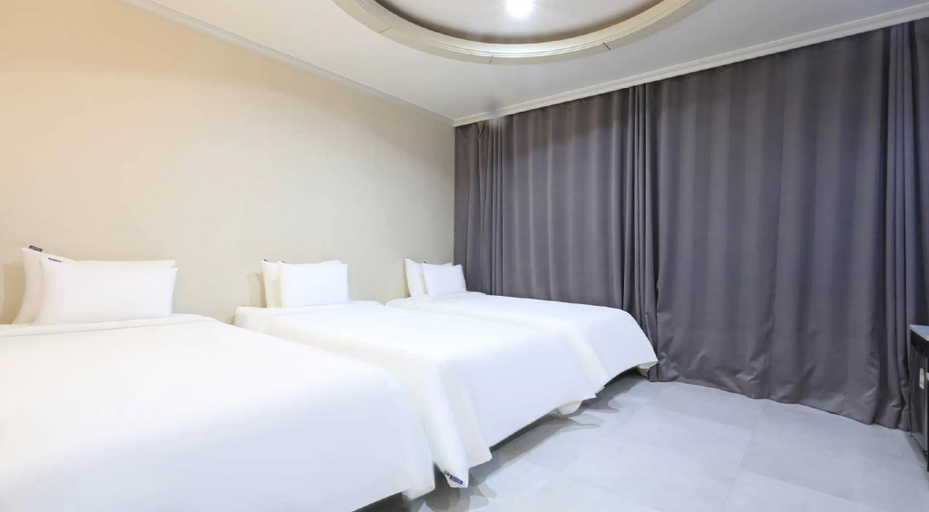 Bedroom 2, Gangneung STAY, Gangneung