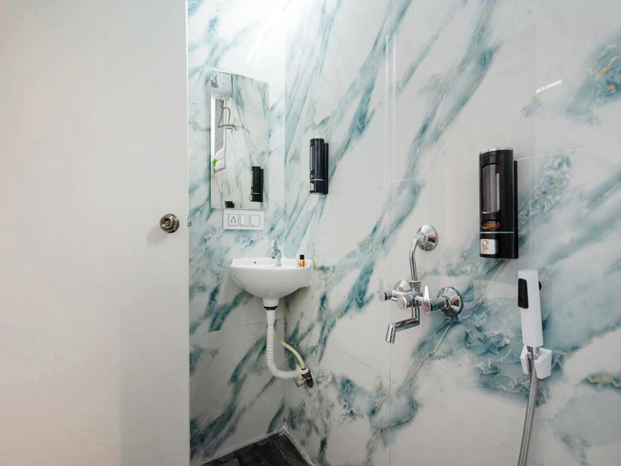 Bathroom 2, Palette Ventara Escape Bunglow Pvt Pool, Pune